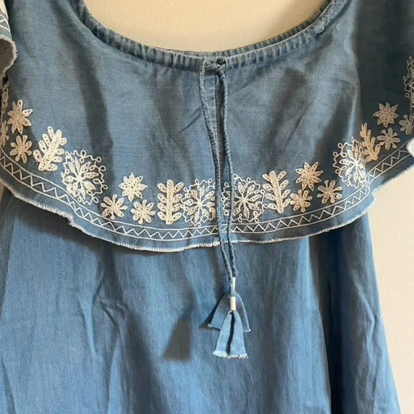 Jachs Girlfriend Off the Shoulder Embroidered Dress - Picture 4 of 12
